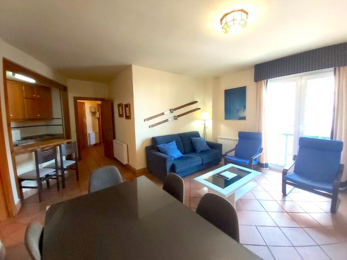 Plaza Andalucia Edificio Enebro 4-6 Pax Apartment Sierra Nevada Exterior photo